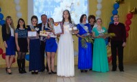 На шпильках и с пирогом Ипатовские красавицы боролись за звание «Мисс Студенческая весна – 2017»