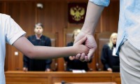 Ипатовским районным судом с участием прокурора рассмотрено гражданское дело о лишении родительских прав